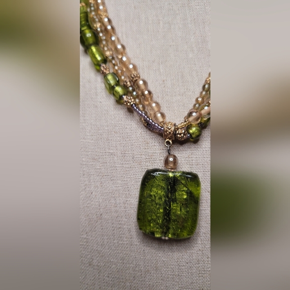 Vintage Glass Bead Necklace - Picture 5 of 16